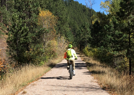 Deron Riding Mickelson Trail 2017-10-05